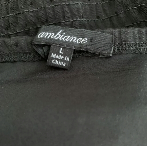 Ambiance women's large crop Blouse - Picture 6 of 6